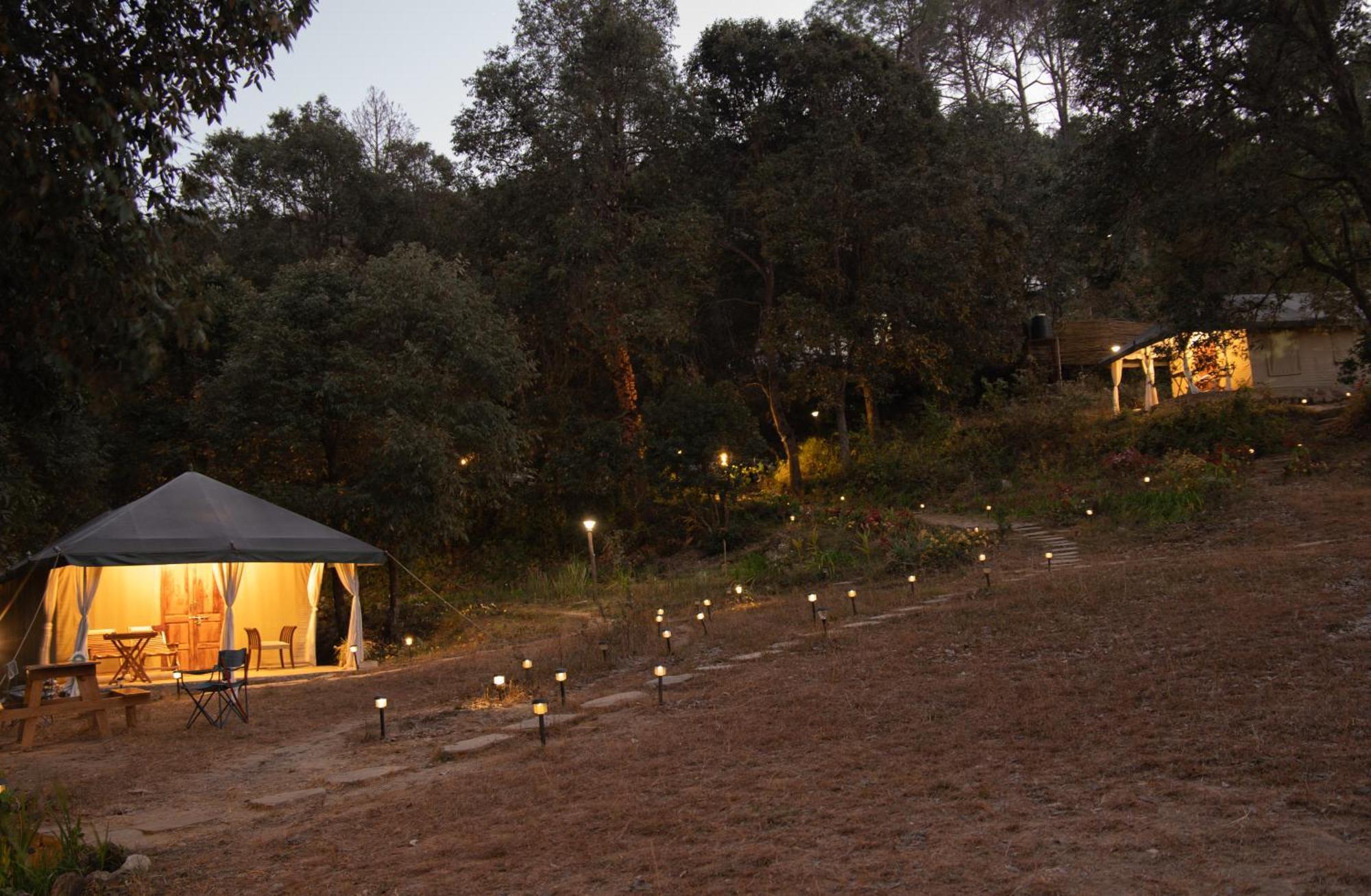 Отель Nayalap - Rural Himalayan Glamping Shitlakhet Экстерьер фото