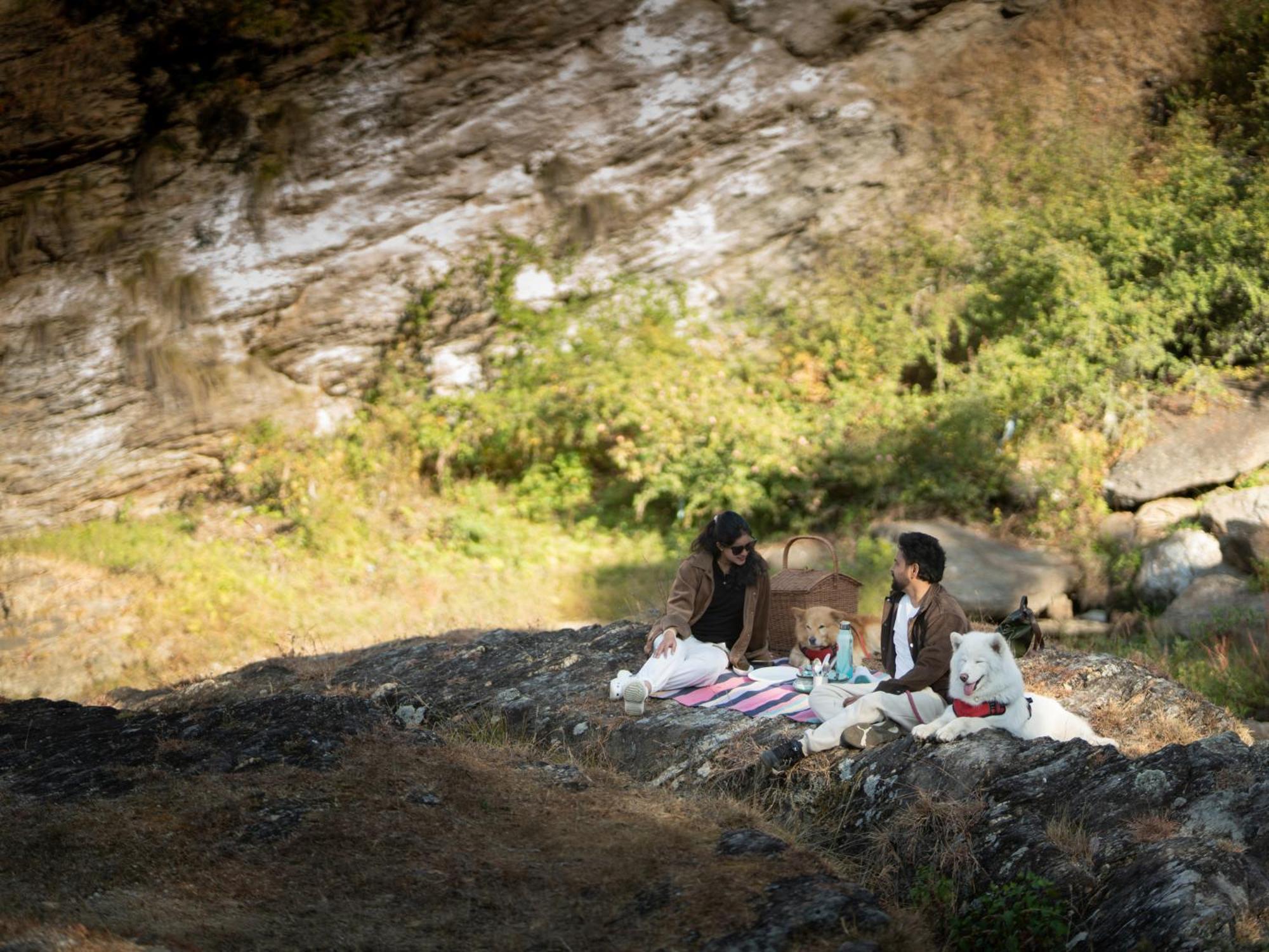 Отель Nayalap - Rural Himalayan Glamping Shitlakhet Экстерьер фото